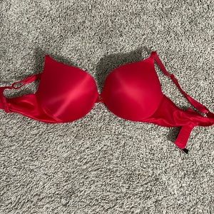 Victoria’s Secret, so obsessed, 34C, color: Red